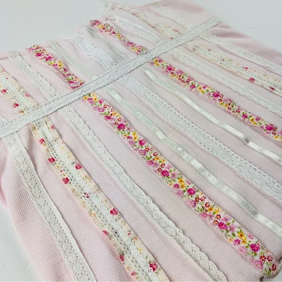 Vintage Moda International Victoria’s Secret Pink Floral Shabby Chic Cami - Picture 3 of 10